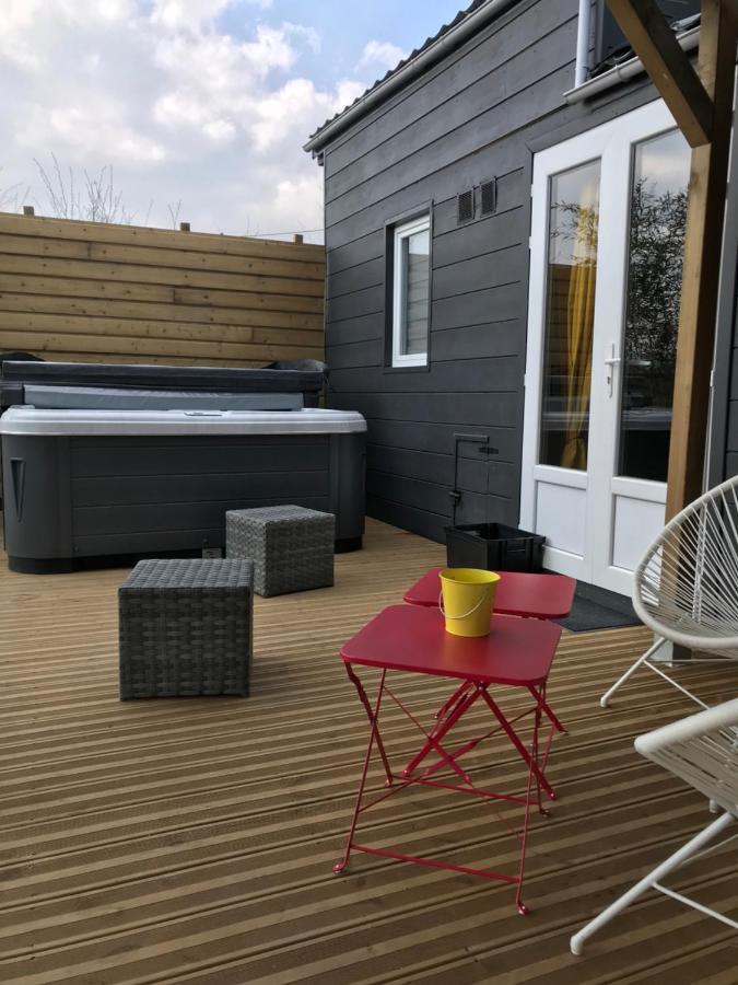 Les Nuits Insolites De La Mothe - Hebergement En Bulle Ou Tiny House Avec Spa Privatif Outremecourt Kültér fotó