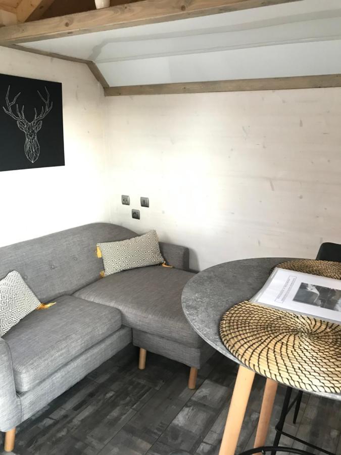 Les Nuits Insolites De La Mothe - Hebergement En Bulle Ou Tiny House Avec Spa Privatif Outremecourt Kültér fotó