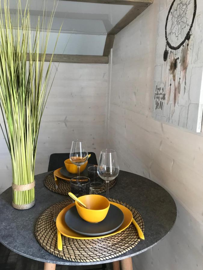 Les Nuits Insolites De La Mothe - Hebergement En Bulle Ou Tiny House Avec Spa Privatif Outremecourt Kültér fotó
